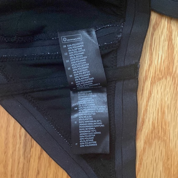 H&M swimsuit top size 12 - Picture 5 of 6